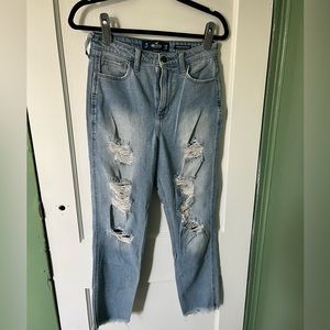 Hollister Jeans great conditions size 7 (28)